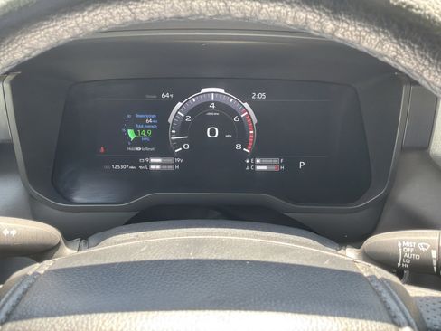 Used 2023 Toyota Tundra Platinum AWD/4WD image 21