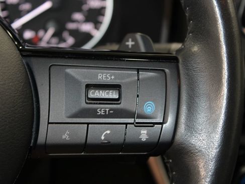 Used 2023 Nissan Rogue SV w/ SV Premium B Package AWD/4WD image 34