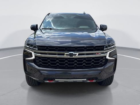 Used 2022 Chevrolet Suburban Z71 AWD/4WD image 2