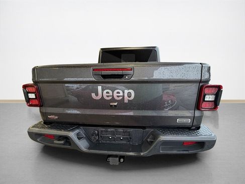 Used 2020 Jeep Gladiator Overland AWD/4WD image 5
