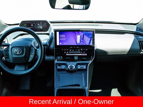 Used 2023 Toyota bZ4X AWD image 14