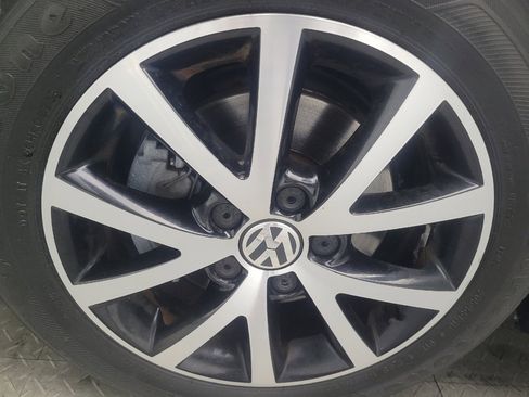 Used 2017 Volkswagen Jetta SE image 31