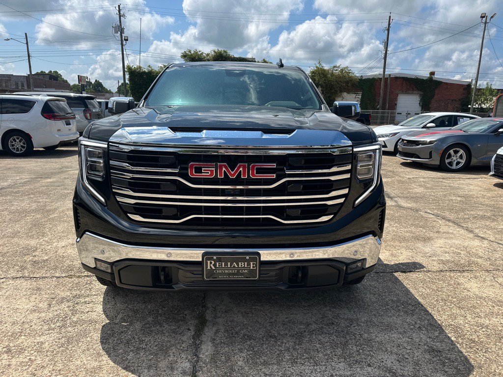 Used 2025 GMC Sierra 1500 SLT w/ SLT Premium Plus Package AWD/4WD image 7