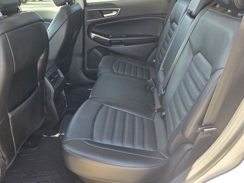 Used 2016 Ford Edge SEL w/ Equipment Group 201A AWD/4WD image 12