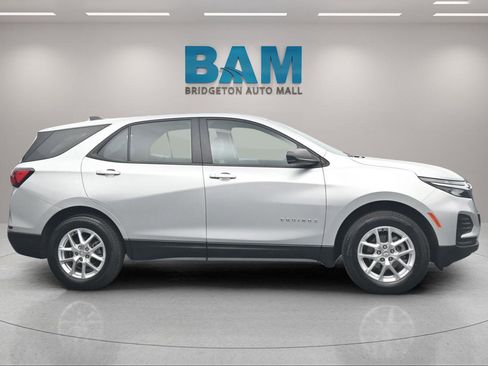 Certified 2022 Chevrolet Equinox LS AWD/4WD image 22