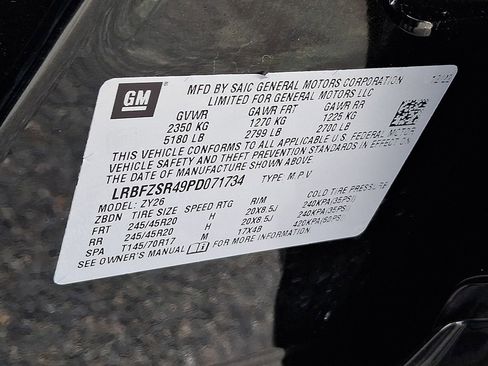 Used 2023 Buick Envision Avenir image 29