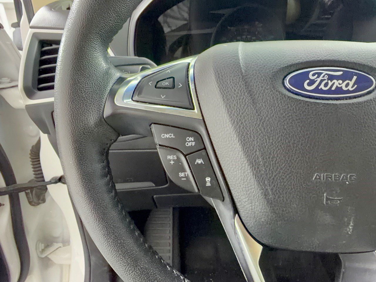 Used 2022 Ford Edge SEL w/ Convenience Package AWD/4WD image 17