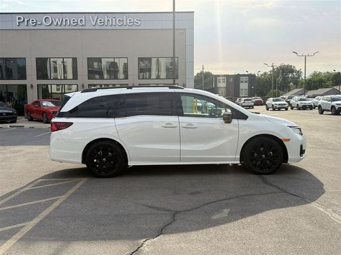 Used 2025 Honda Odyssey Sport-L image 8