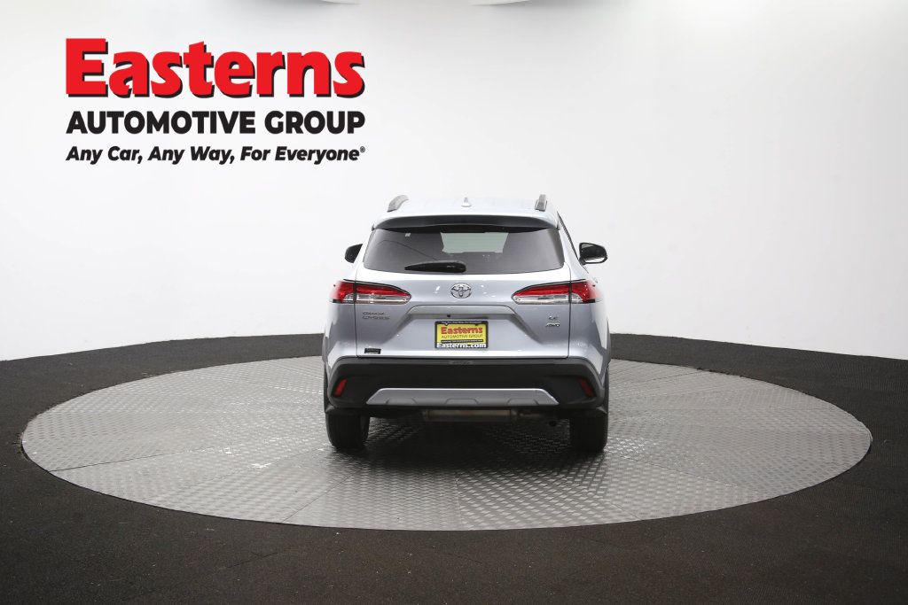 Used 2022 Toyota Corolla Cross LE AWD/4WD image 35
