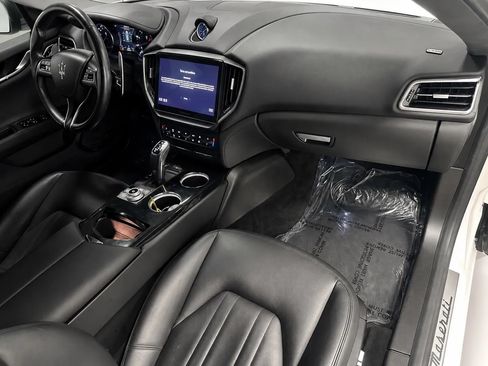 Used 2022 Maserati Ghibli Modena Q4 AWD/4WD image 25