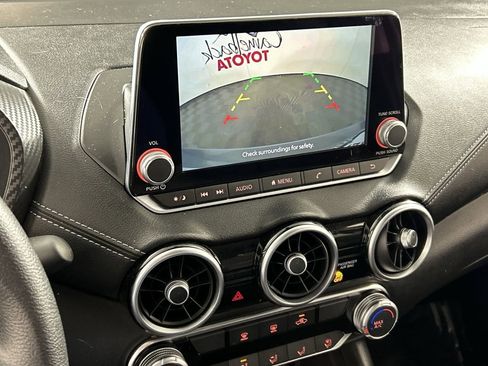 Used 2024 Nissan Sentra SV image 18