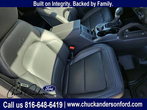 New 2025 Ford Bronco Badlands w/ Sasquatch Package AWD/4WD image 24