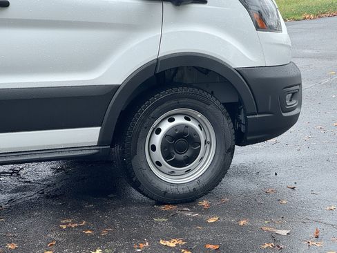 New 2025 Ford Transit 250 Base image 9