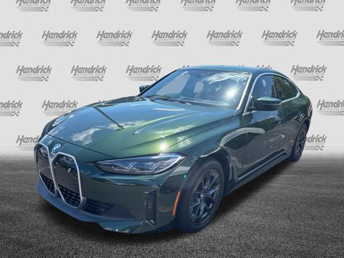 Used 2022 BMW i4 eDrive40 w/ Premium Package RWD image 9