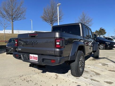New 2026 Jeep Gladiator Sport image 5