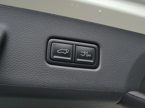 New 2026 Kia Carnival EX FWD image 29