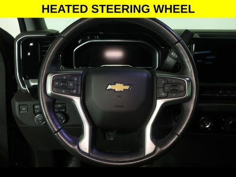 Used 2022 Chevrolet Silverado 1500 LT w/ Z71 Off-Road Package AWD/4WD image 8