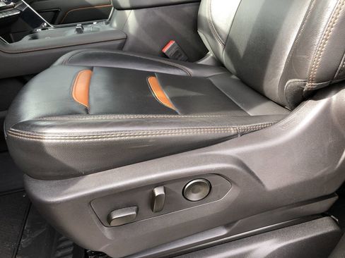 Used 2024 GMC Sierra 2500 AT4 w/ AT4 Preferred Package image 14