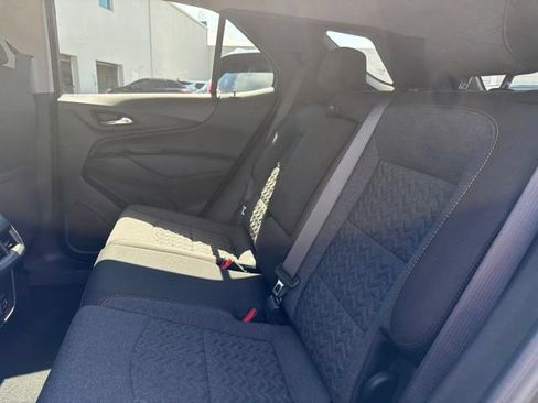 Used 2024 Chevrolet Equinox LT FWD image 20