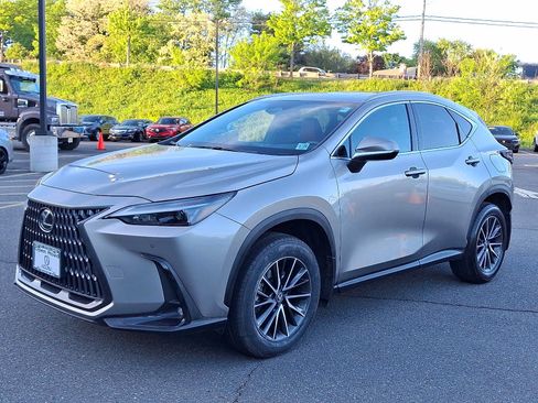 Used 2023 Lexus NX 350 AWD image 3