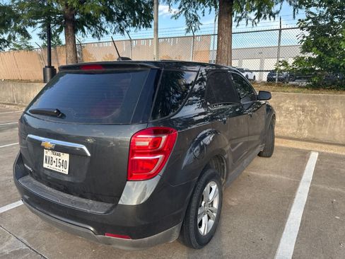 Used 2017 Chevrolet Equinox LS FWD image 5