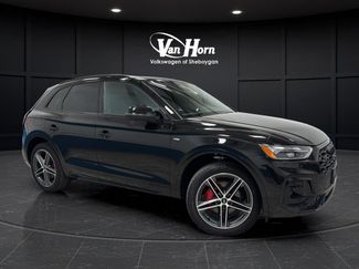 Used 2024 Audi Q5 e Premium Plus w/ Premium Plus Package AWD/4WD video 1