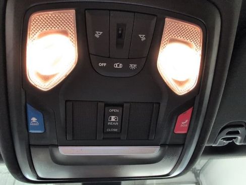 Used 2023 RAM 1500 Big Horn AWD/4WD image 25