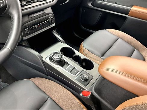 Certified 2025 Ford Bronco Sport Outer Banks w/ Outer Banks Tech Package+ AWD/4WD image 15