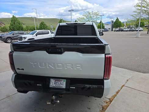 Used 2024 Toyota Tundra Platinum AWD/4WD image 5