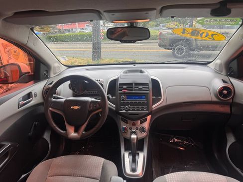 Used 2014 Chevrolet Sonic LS FWD image 22
