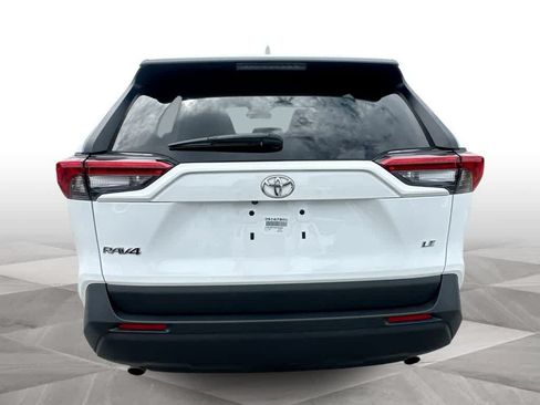 Used 2025 Toyota RAV4 LE FWD image 7