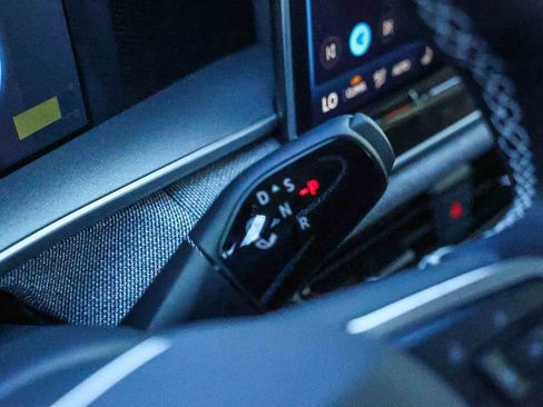 New 2025 Volkswagen Tiguan S image 31