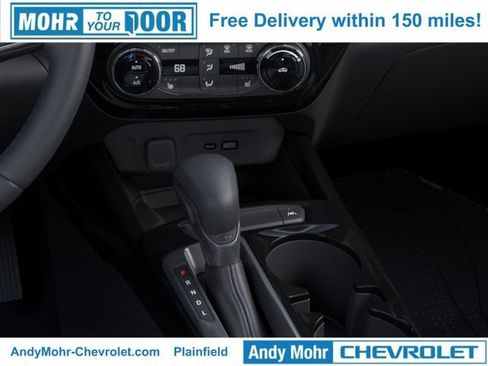 New 2026 Chevrolet Trax LT w/ Sunroof Package FWD image 30