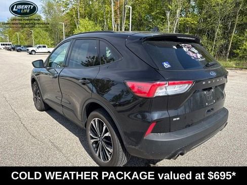 Used 2022 Ford Escape SE w/ SE Sport Appearance Package AWD/4WD image 5