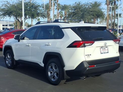 Certified 2025 Toyota RAV4 LE image 10