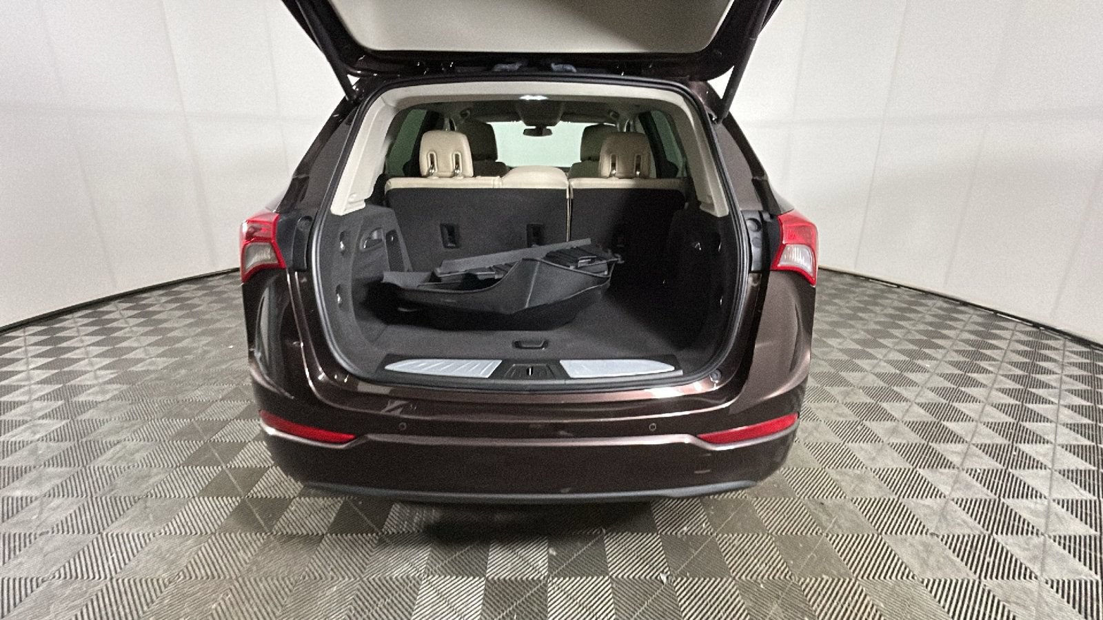 Used 2020 Buick Envision Essence FWD image 33