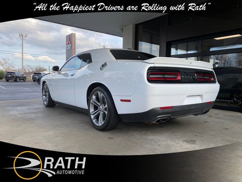 Used 2020 Dodge Challenger R/T image 8