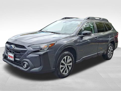 Used 2023 Subaru Outback Premium w/ Popular Package #1 image 3