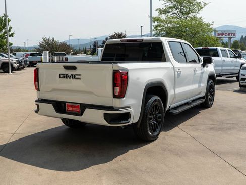 Used 2024 GMC Sierra 1500 Elevation w/ Elevation Premium Package AWD/4WD image 7