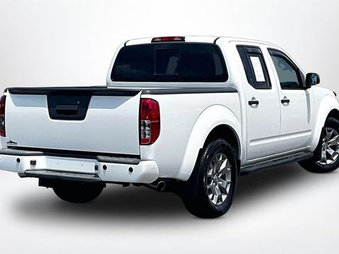Used 2020 Nissan Frontier SV RWD image 6