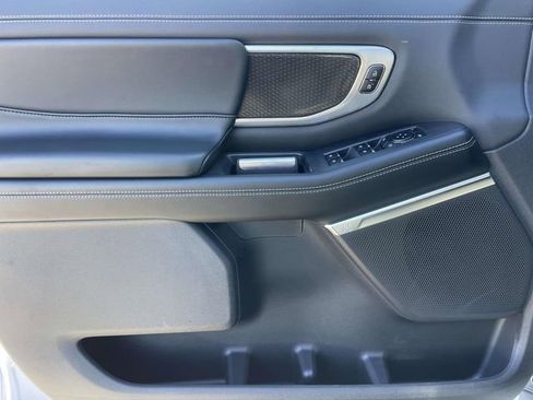 New 2025 Ford Expedition Max Platinum w/ Stealth Appearance Package image 19