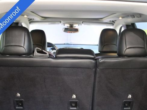 Used 2019 Jeep Cherokee Limited w/ Safetytec Group AWD/4WD image 16