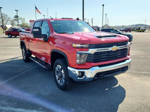 New 2026 Chevrolet Silverado 2500 LT image 1
