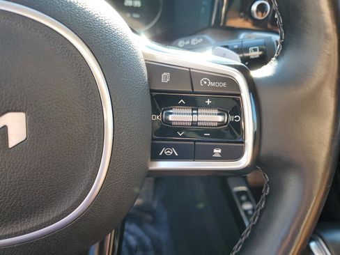 Used 2022 Kia Sorento SX Prestige w/ Rust Color Package image 28