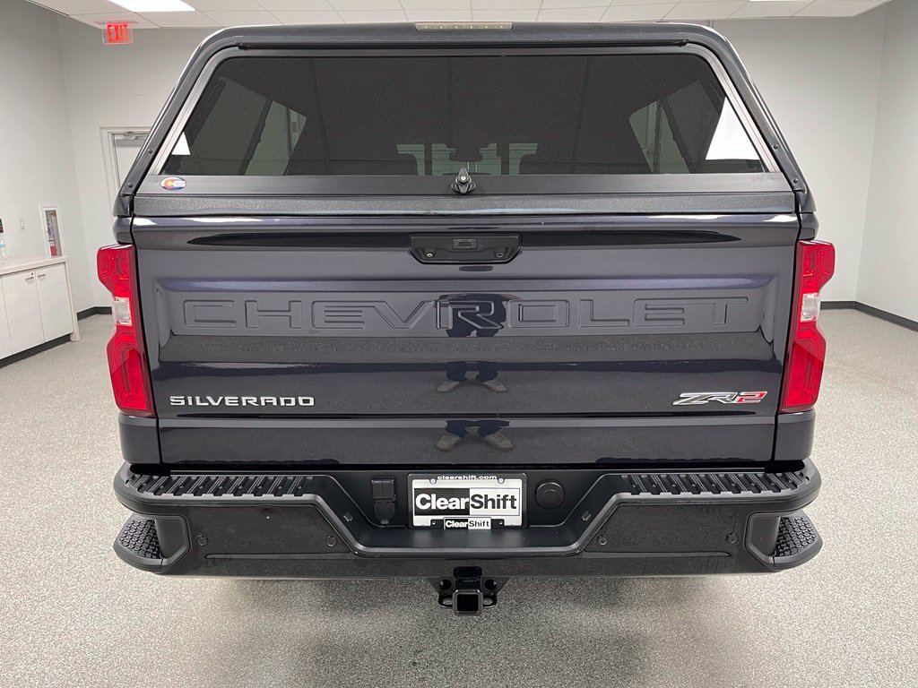 Used 2023 Chevrolet Silverado 1500 ZR2 AWD/4WD image 9