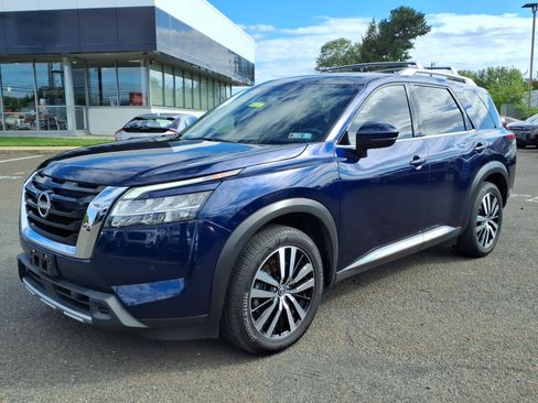 Used 2023 Nissan Pathfinder Platinum AWD/4WD image 8