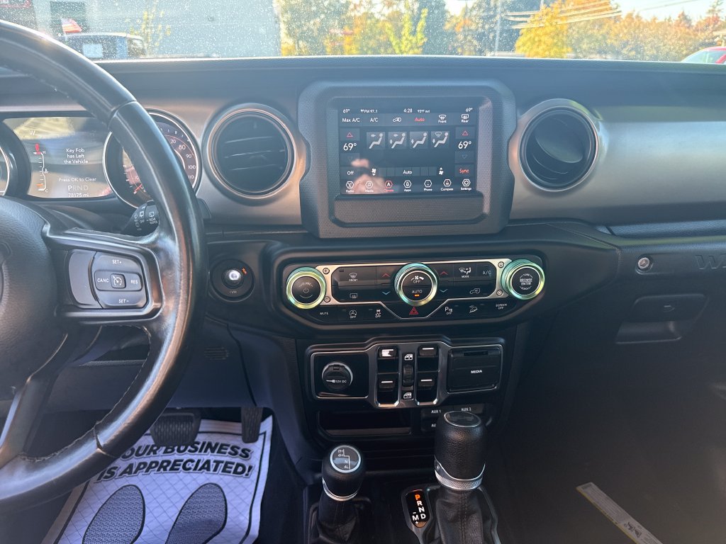 Used 2020 Jeep Wrangler Unlimited Sport S AWD/4WD image 32