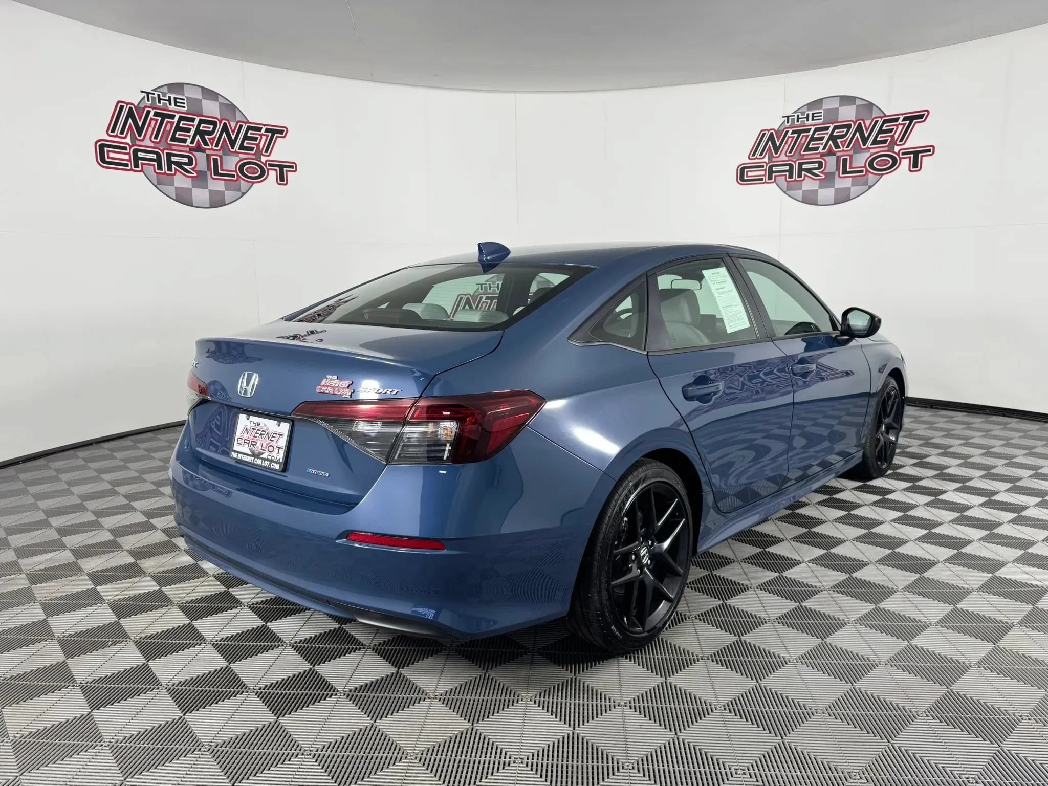 Used 2025 Honda Civic Sport Touring image 7