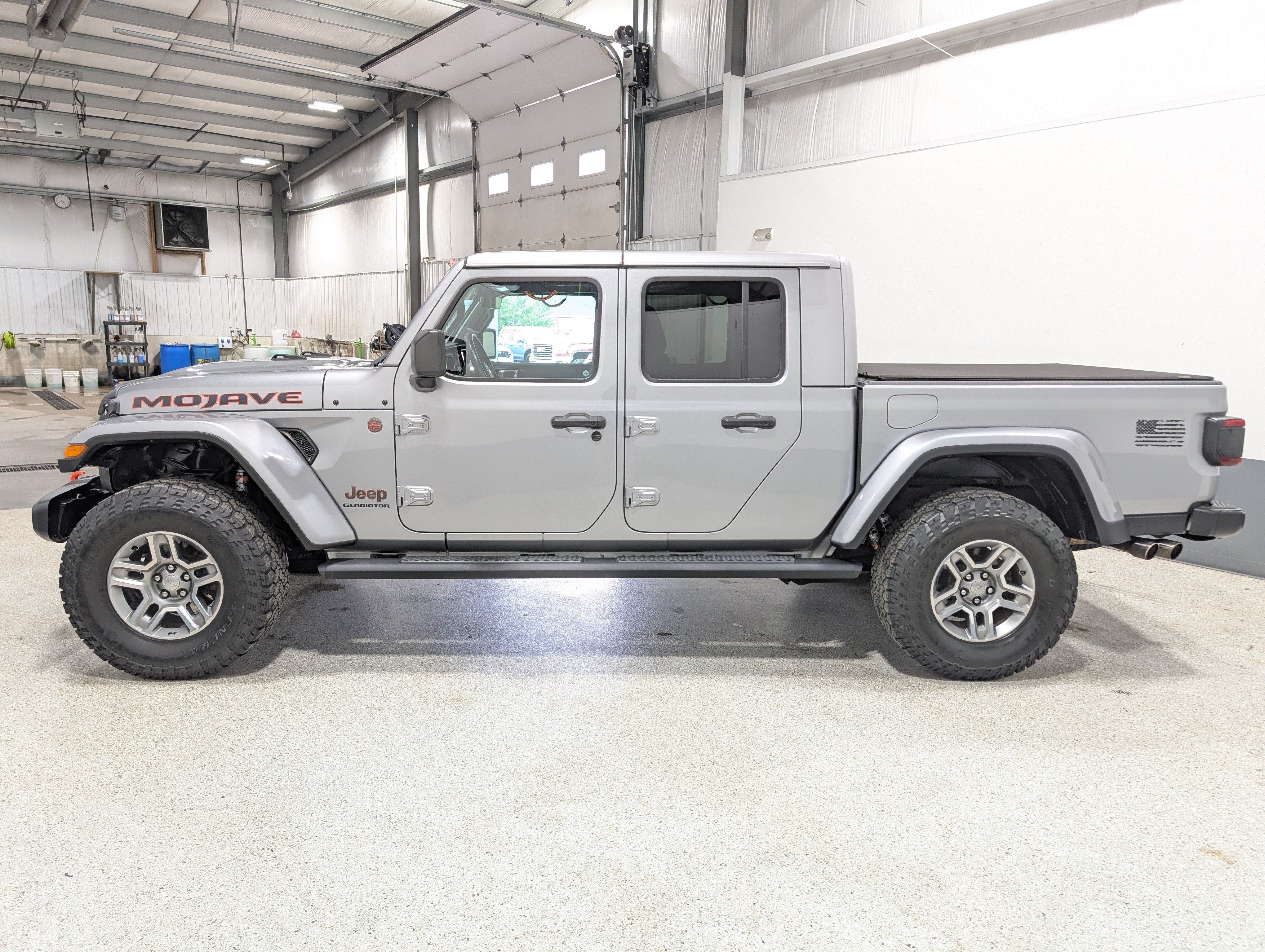 Used 2021 Jeep Gladiator Mojave AWD/4WD image 6