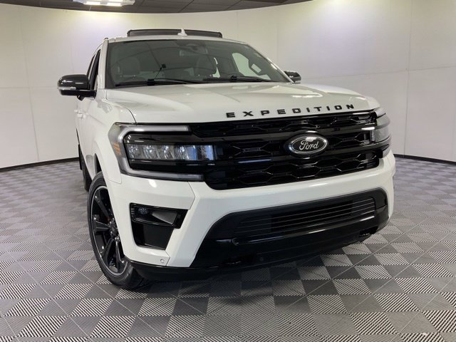 Used 2023 Ford Expedition Limited AWD/4WD image 8